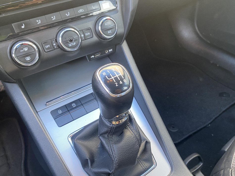 Škoda Octavia III 2.0TDi Elegance