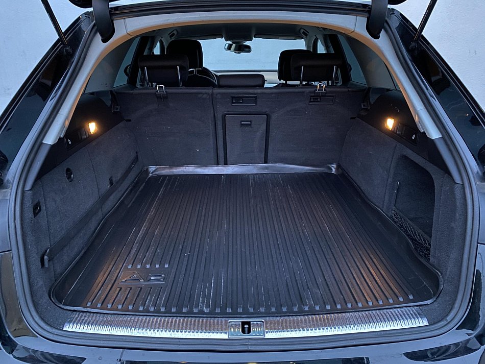 Audi A6 2.0 TDi S-line