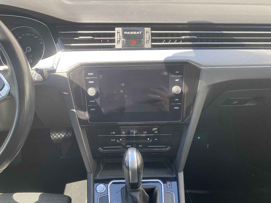 Volkswagen Passat 2.0 TDi Highline