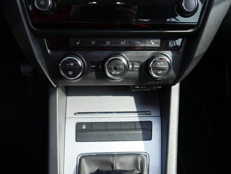 Škoda Octavia III 1.6 TDi Elegance