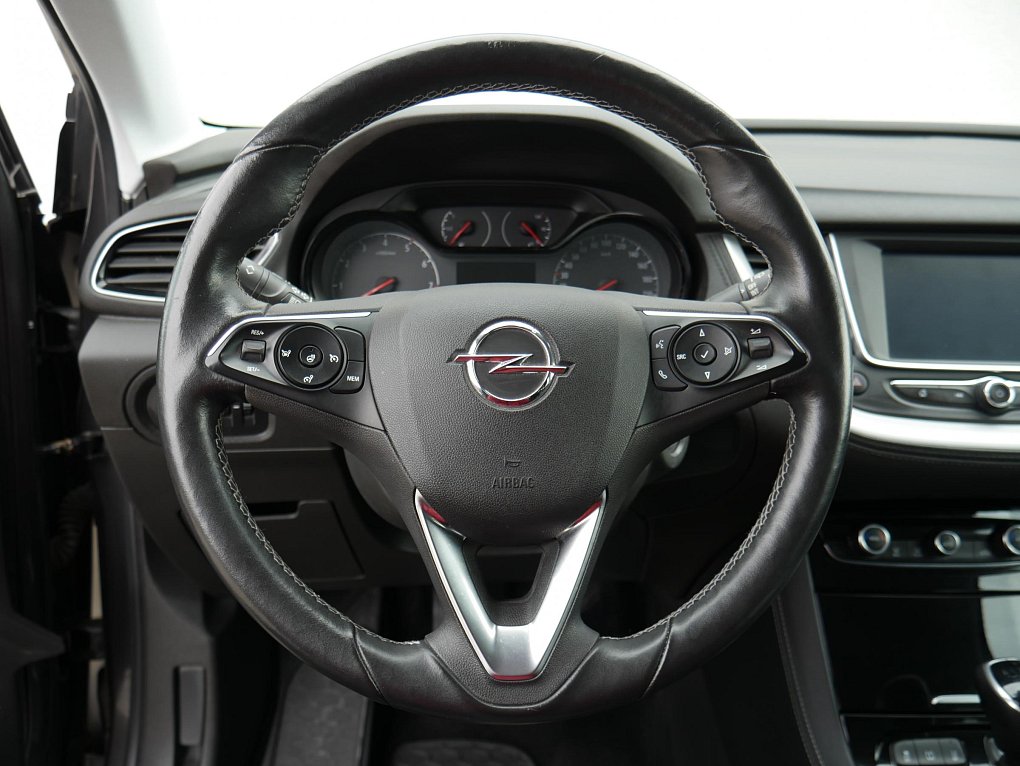 Opel Grandland X 1.2PT 