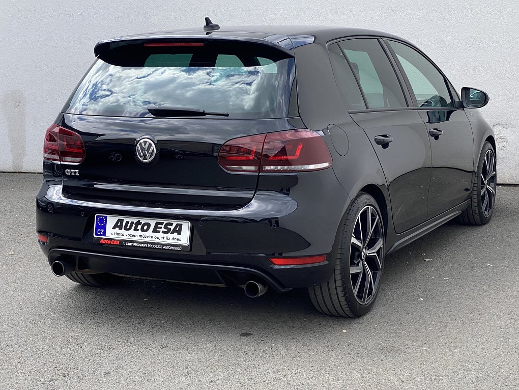 Volkswagen Golf 2.0 TSi GTi