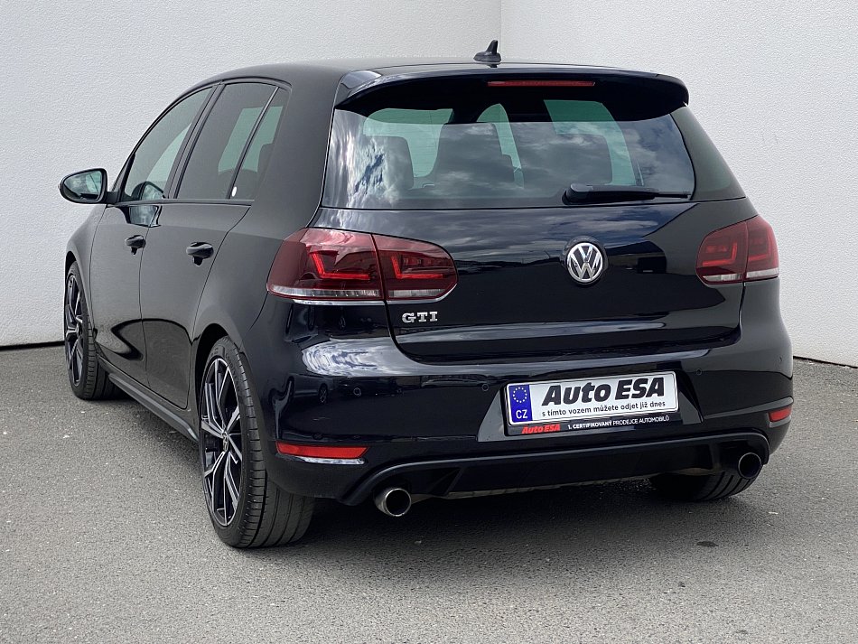 Volkswagen Golf 2.0 TSi GTi