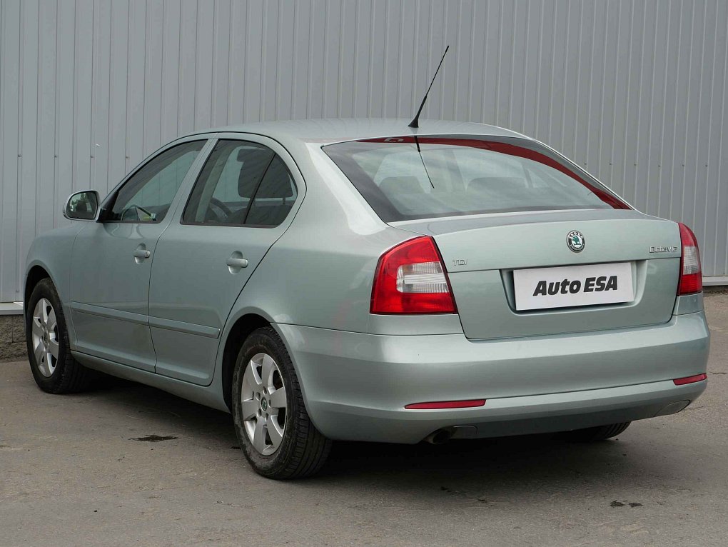 Škoda Octavia II 1.6TDi Ambiente