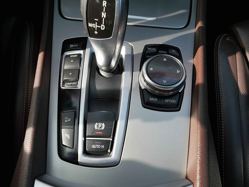BMW Řada 5 3.0 D  530d GT xDrive
