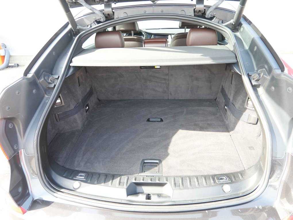 BMW Řada 5 3.0 D  530d GT xDrive