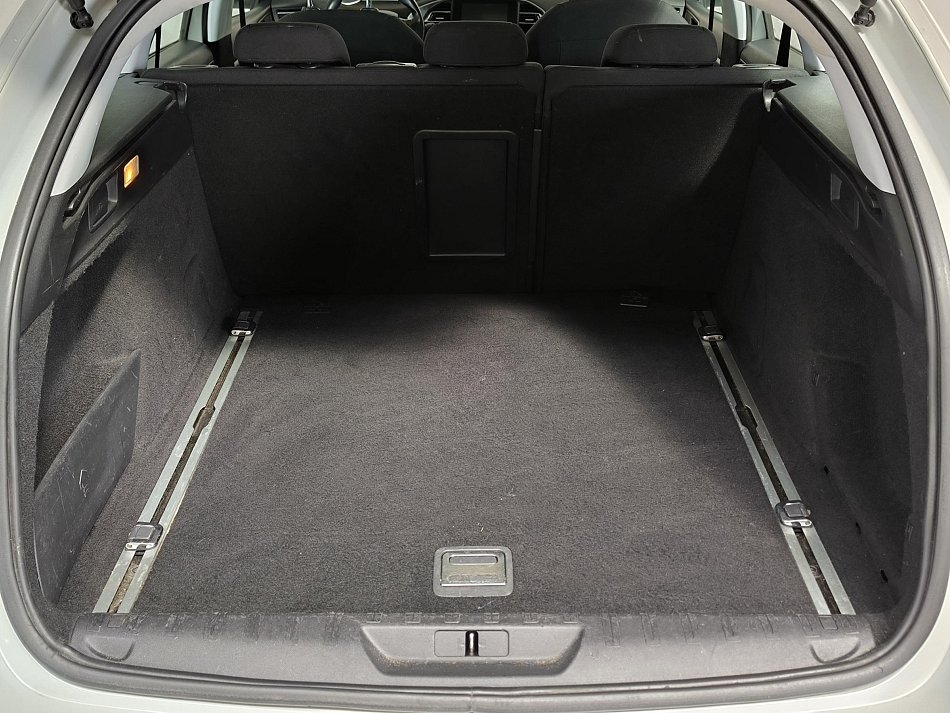 Peugeot 308 1.6 HDi 