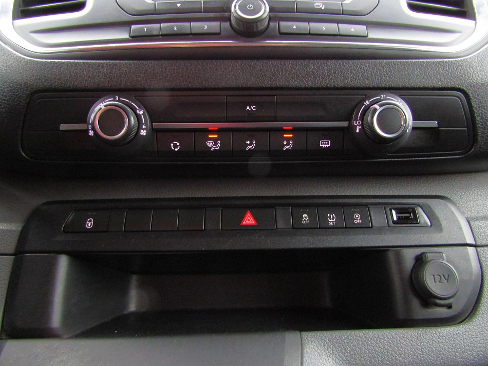 Peugeot Expert 1.6HDi  L2 8míst