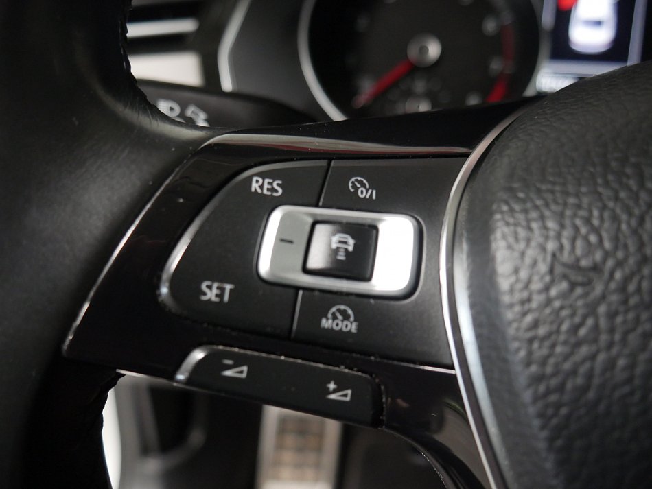 Volkswagen Passat 1.4TSI 