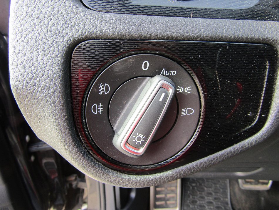 Volkswagen Golf 2.0 TDi GTD