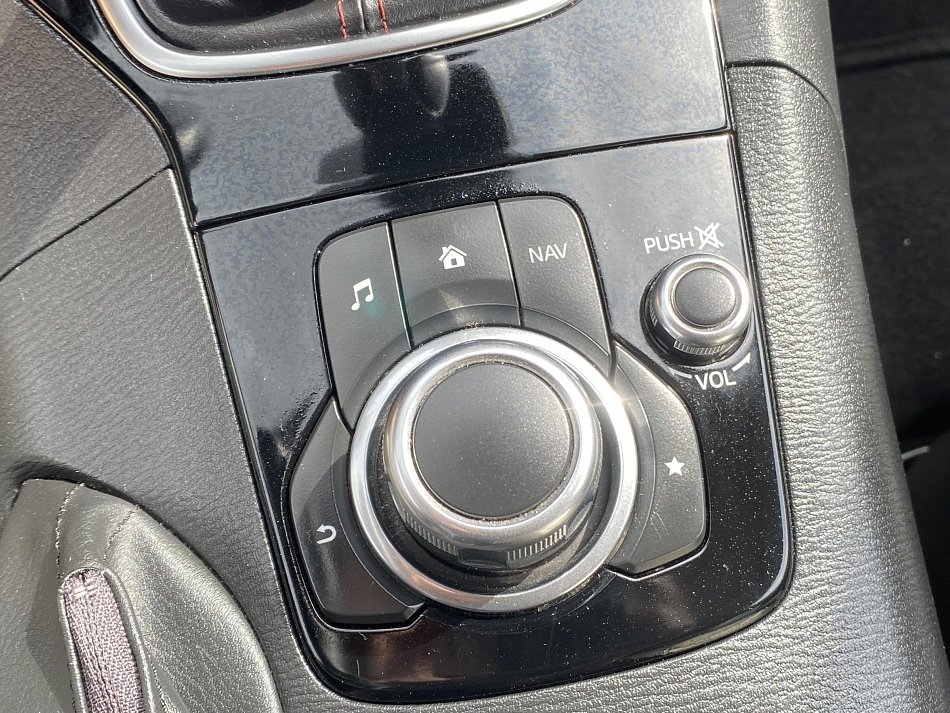 Mazda 3 2.0i 