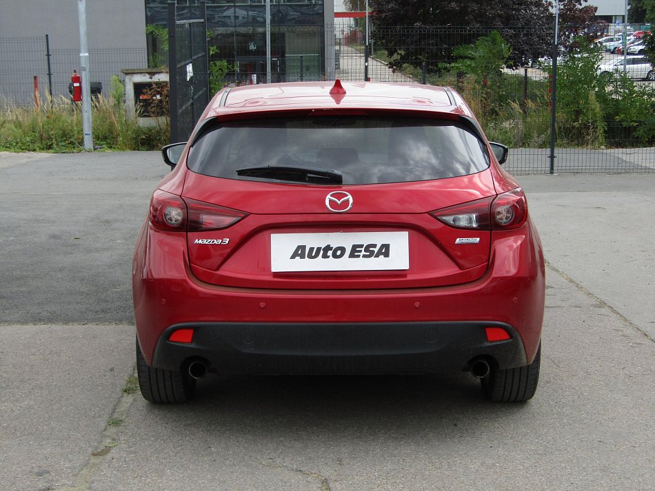 Mazda 3 2.0i 