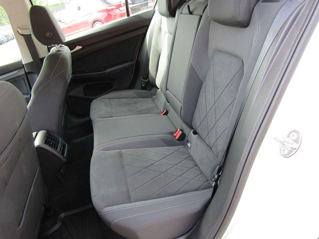 Volkswagen Golf 1.5TSi 