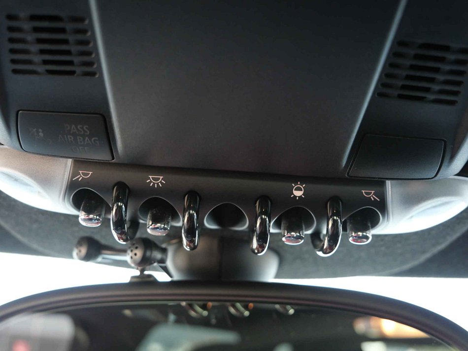 Mini Cooper 1.6 i 