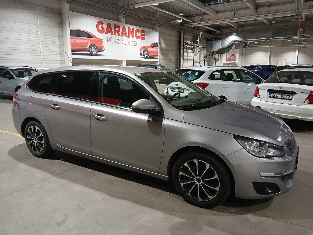 Peugeot 308 1.2PT 
