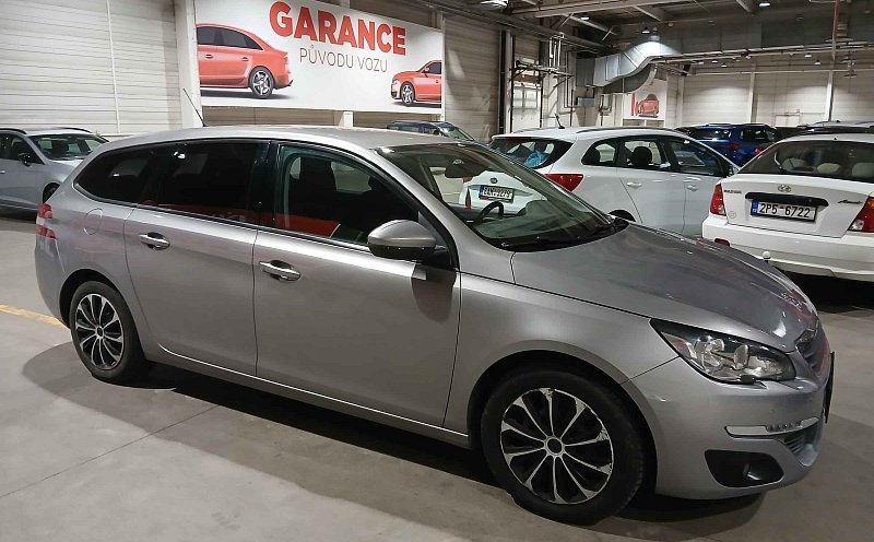 Peugeot 308 1.2PT 