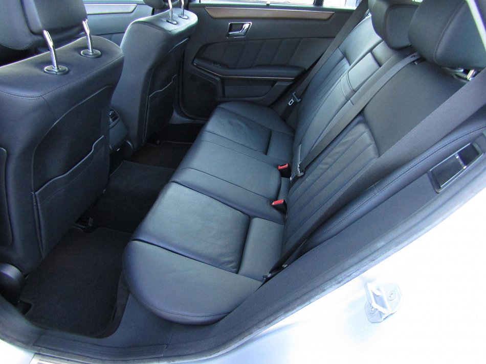 Mercedes-Benz Třída E 2.2CDi  E250