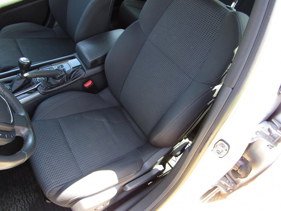 Peugeot 508 1.6 HDi 