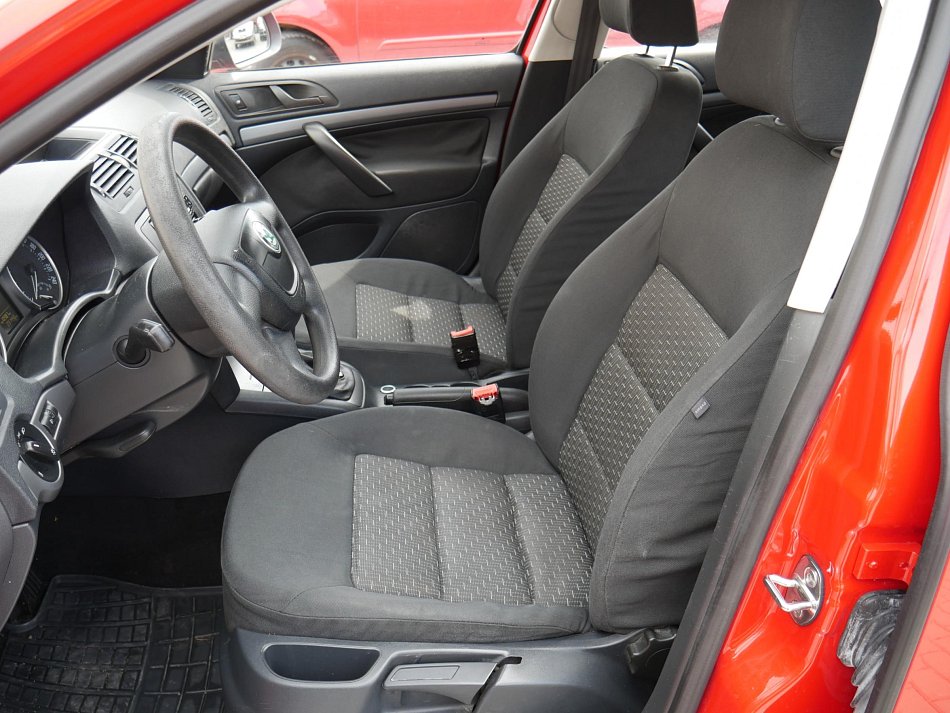 Škoda Octavia II 1.6 TDI 