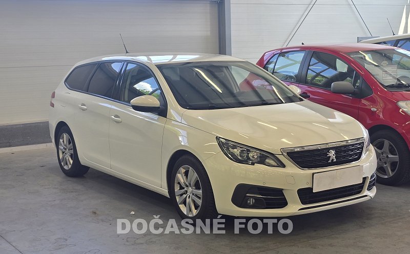 Peugeot 308 1.2 T 
