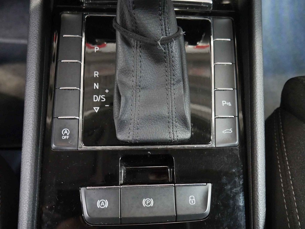 Škoda Superb III 2.0 TDi Style