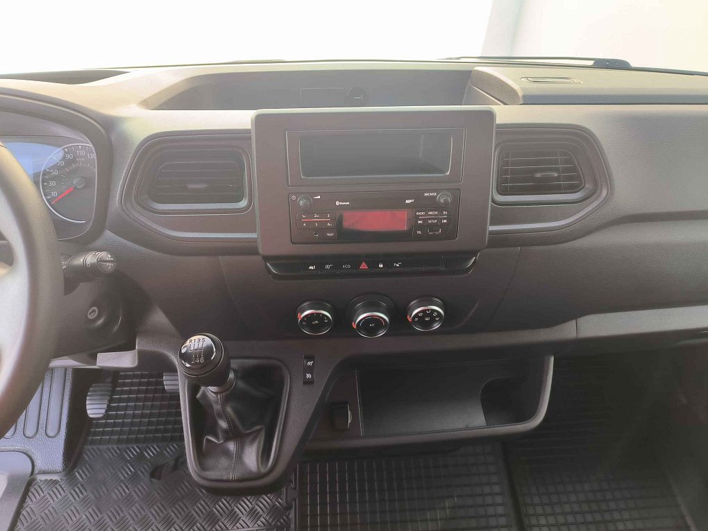 Renault Master 2.3dCi Cool L3H2