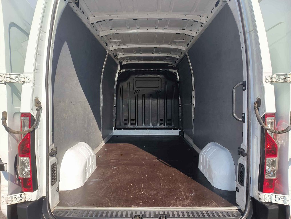Renault Master 2.3dCi Cool L3H2
