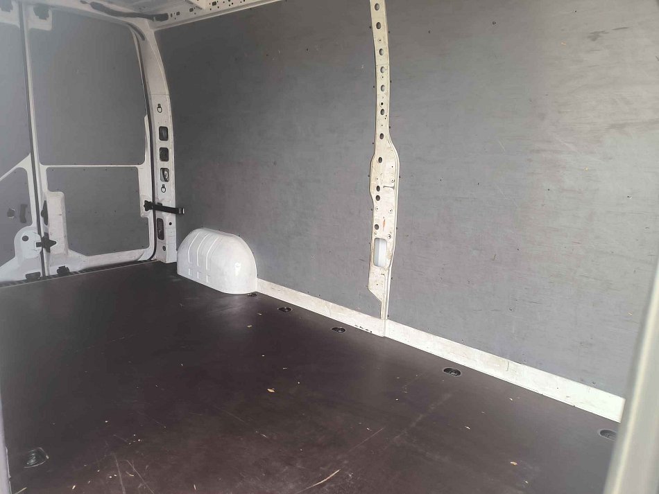 Renault Master 2.3dCi Cool L3H2