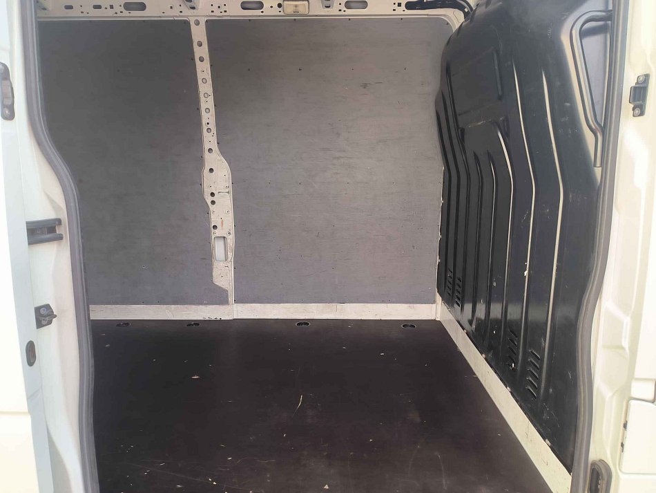 Renault Master 2.3dCi Cool L3H2