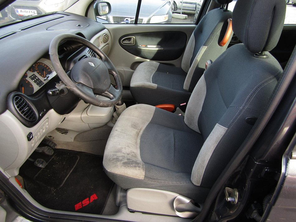 Renault Scénic 1.8i 