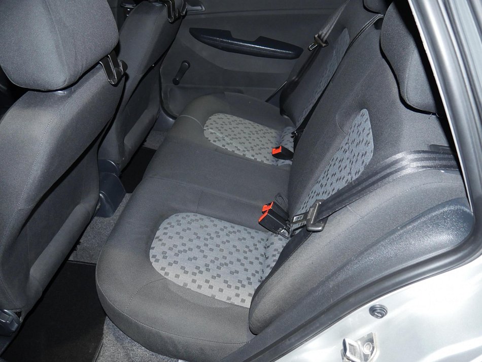 Škoda Fabia I 1.2 12V 