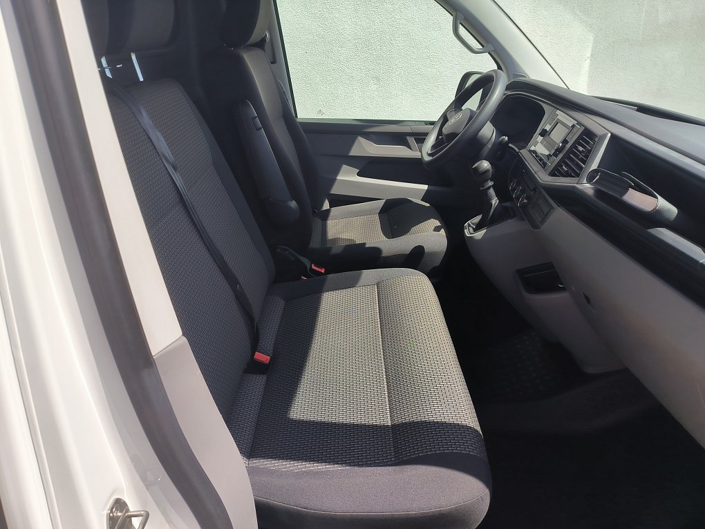 Volkswagen Transporter 2.0TDi  T6.1