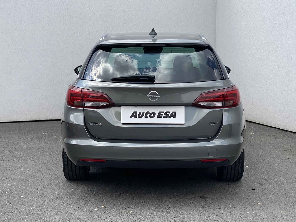 Opel Astra 1.6 CDTi Innovation
