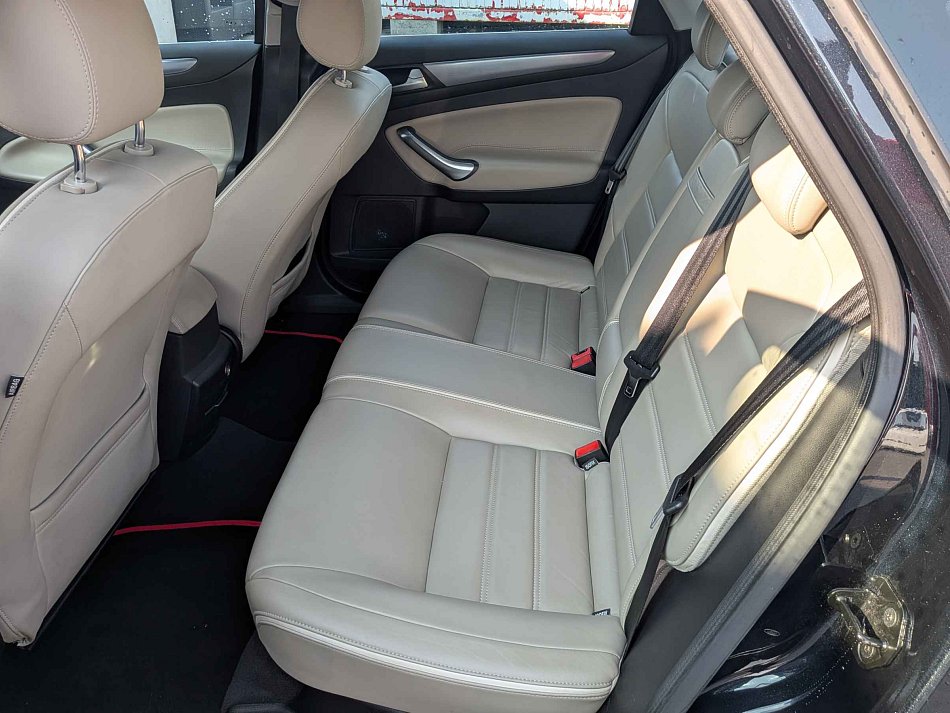 Ford Mondeo 2.0 T 