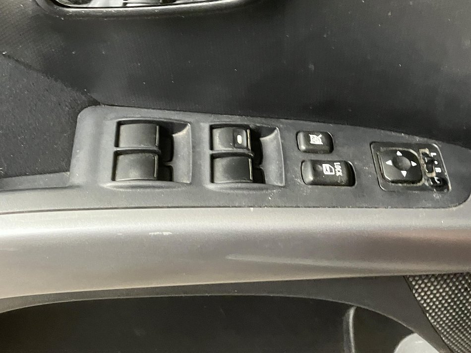 Mitsubishi Outlander 2.0 DI-D  4x4