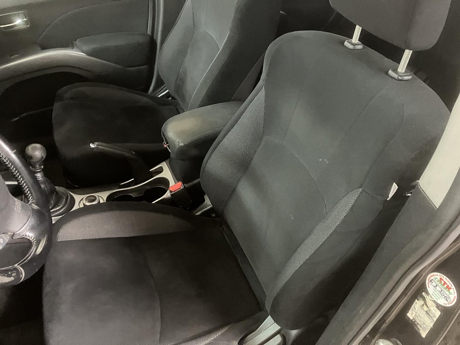 Mitsubishi Outlander 2.0 DI-D  4x4