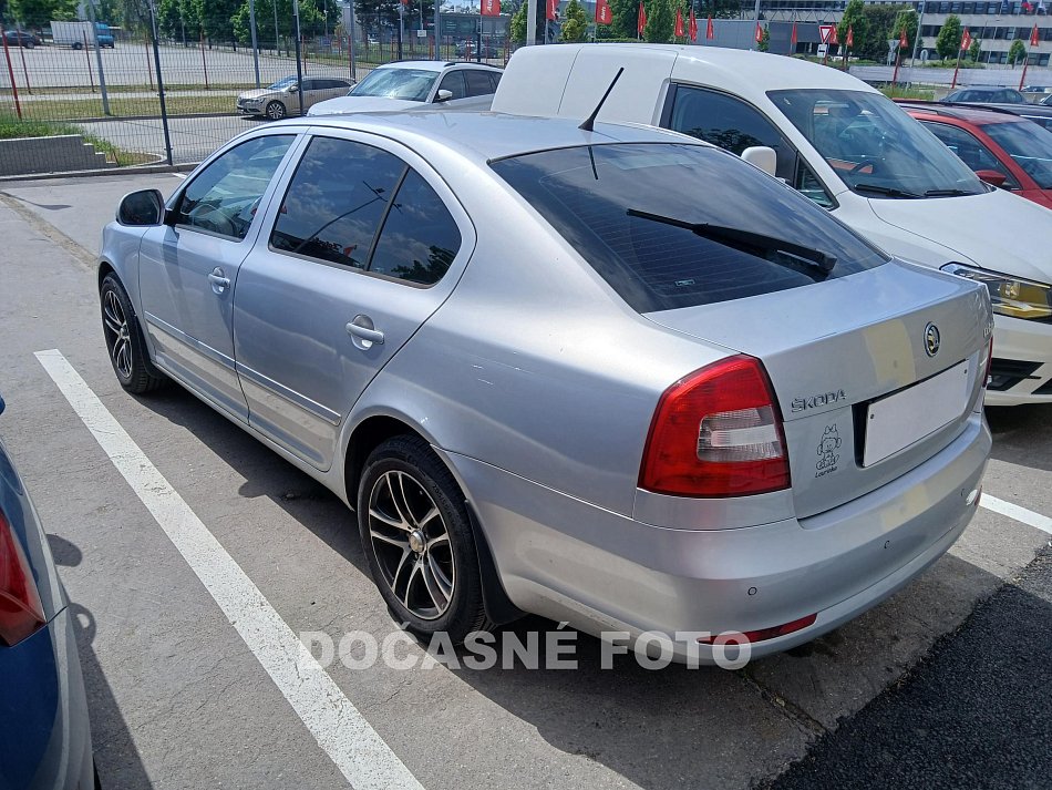 Škoda Octavia II 2.0 TDi Elegance