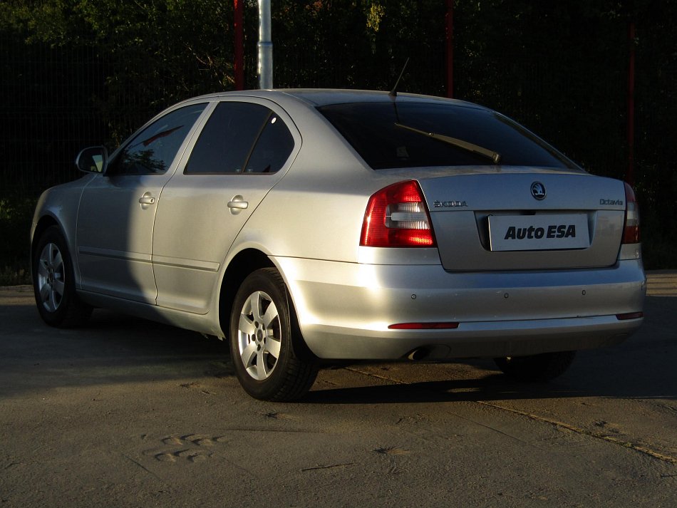 Škoda Octavia II 2.0 TDi Elegance