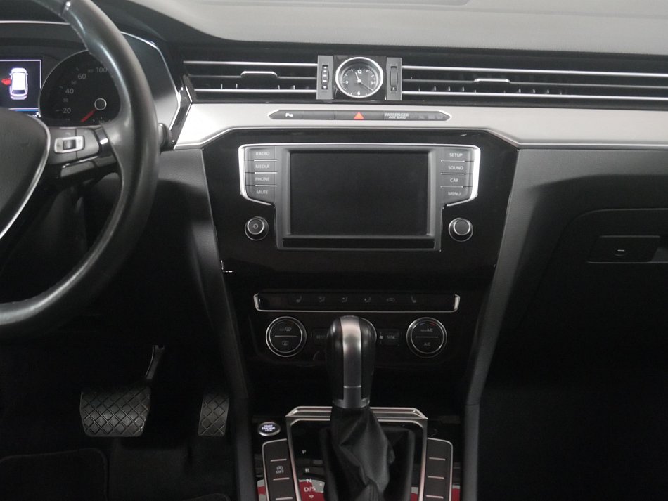 Volkswagen Passat 2.0 TDi 