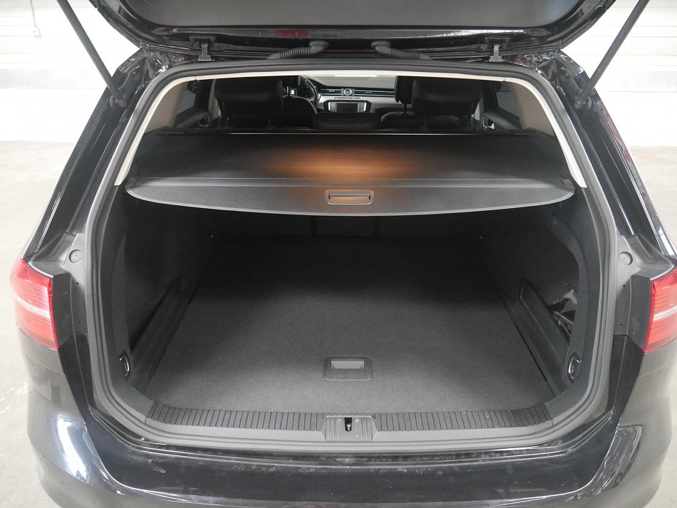 Volkswagen Passat 2.0 TDi 