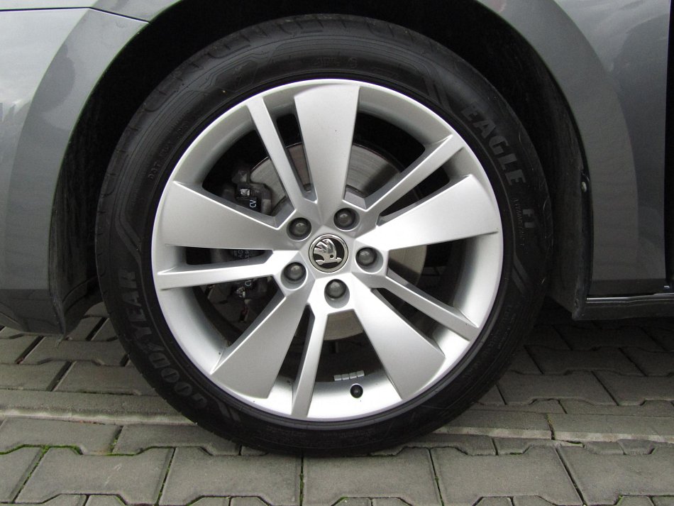 Škoda Superb III 1.5 TSi Style