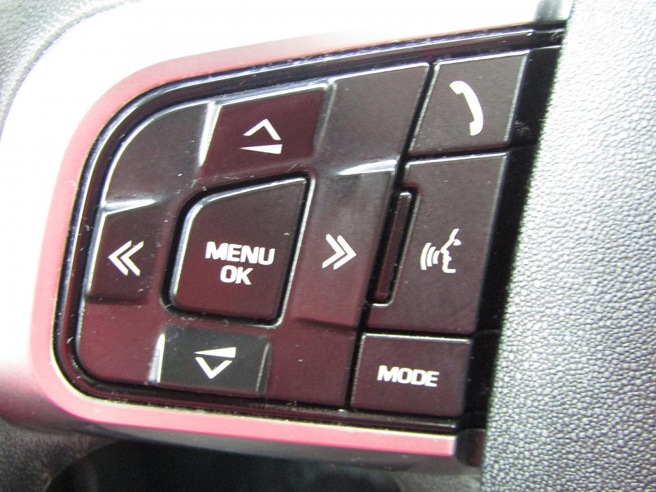 Land Rover Discovery Sport 2.0 TD4  AWD SE