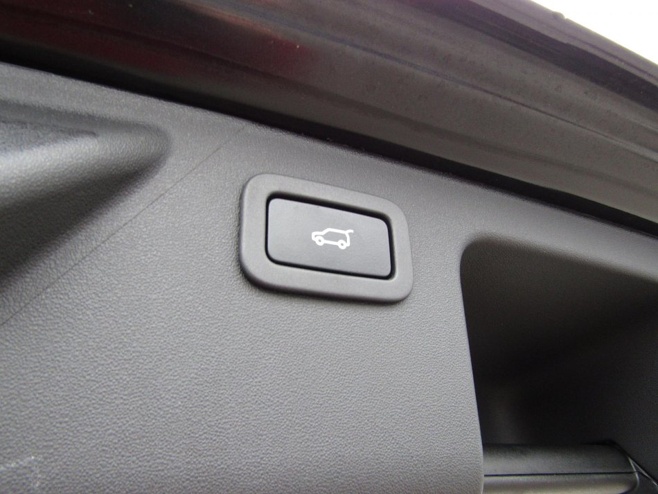 Land Rover Discovery Sport 2.0 TD4  AWD SE