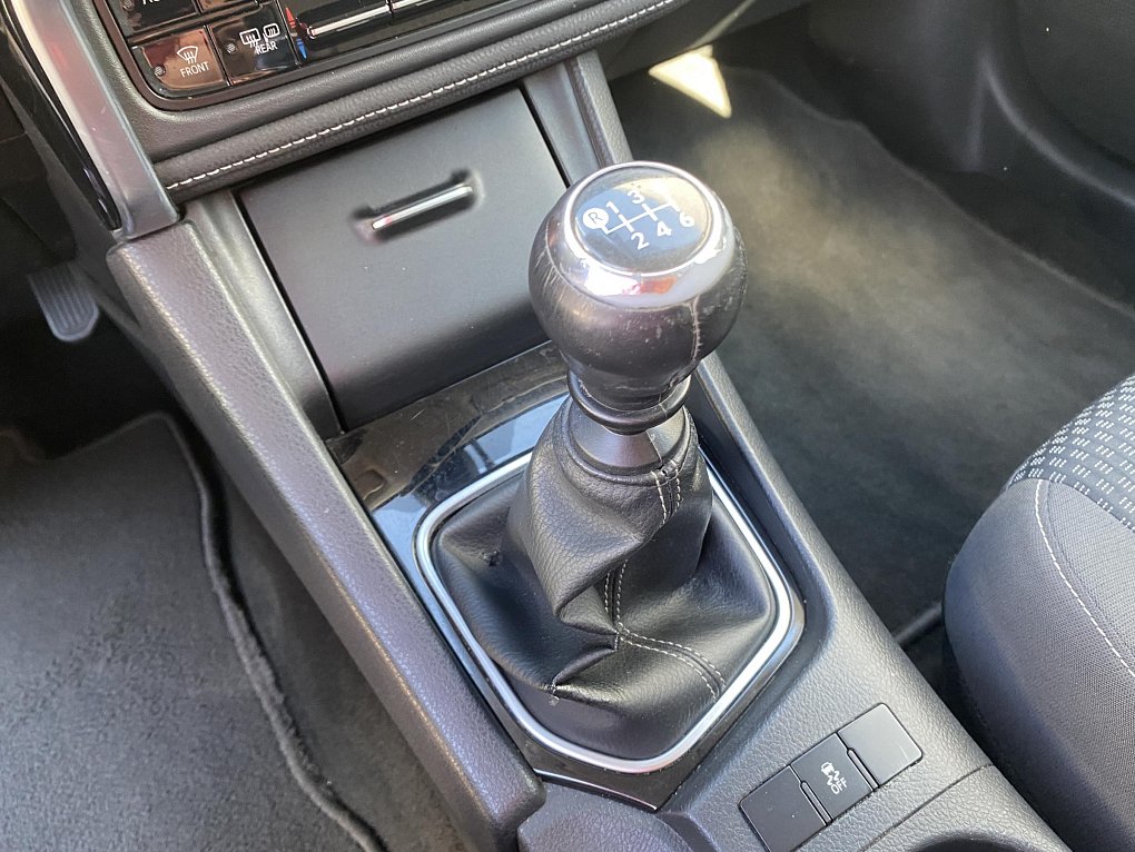 Toyota Corolla 1.6i 