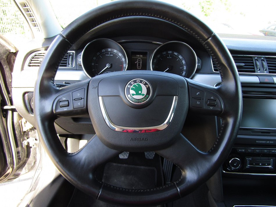Škoda Superb II 2.0TDi Ambition