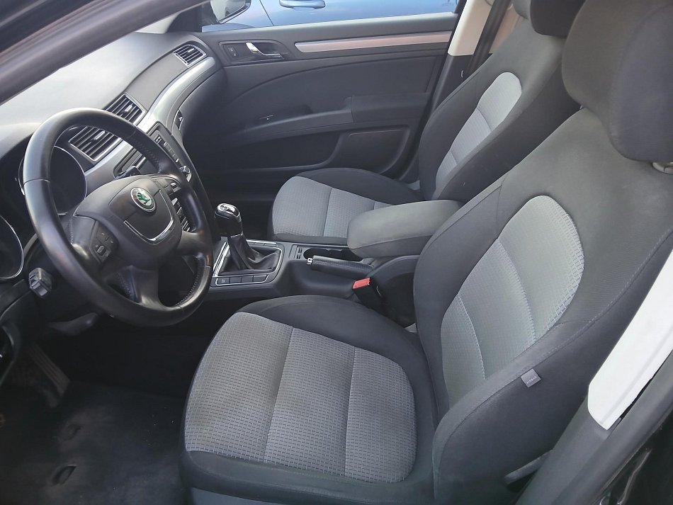 Škoda Superb II 2.0TDi Ambition