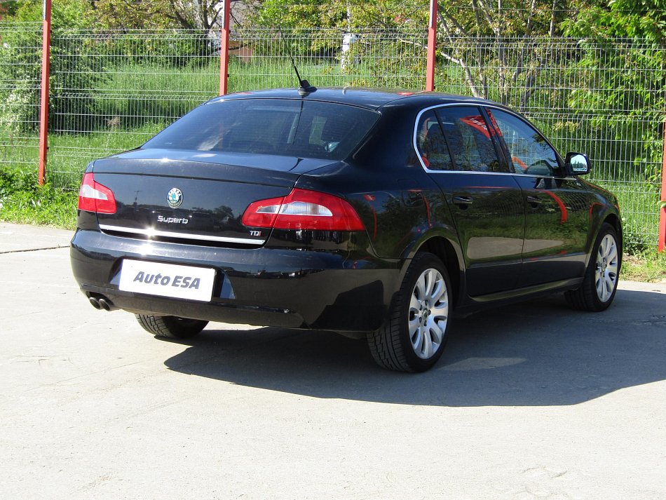 Škoda Superb II 2.0TDi Ambition