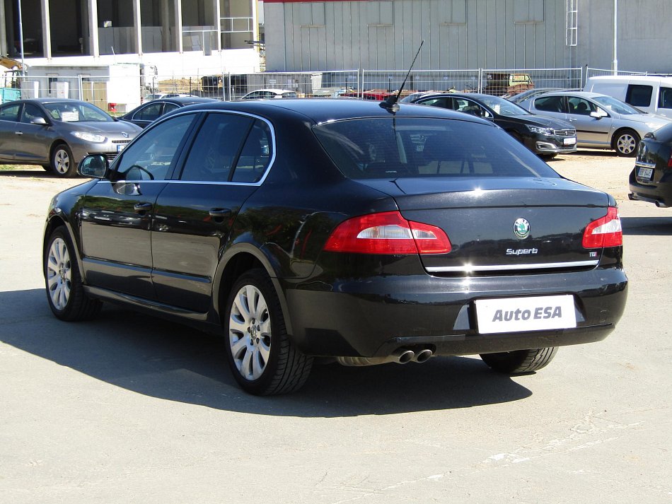 Škoda Superb II 2.0TDi Ambition