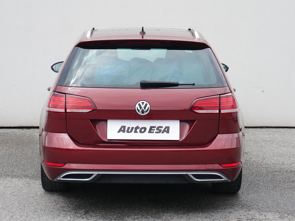 Volkswagen Golf 1.5 TSi 
