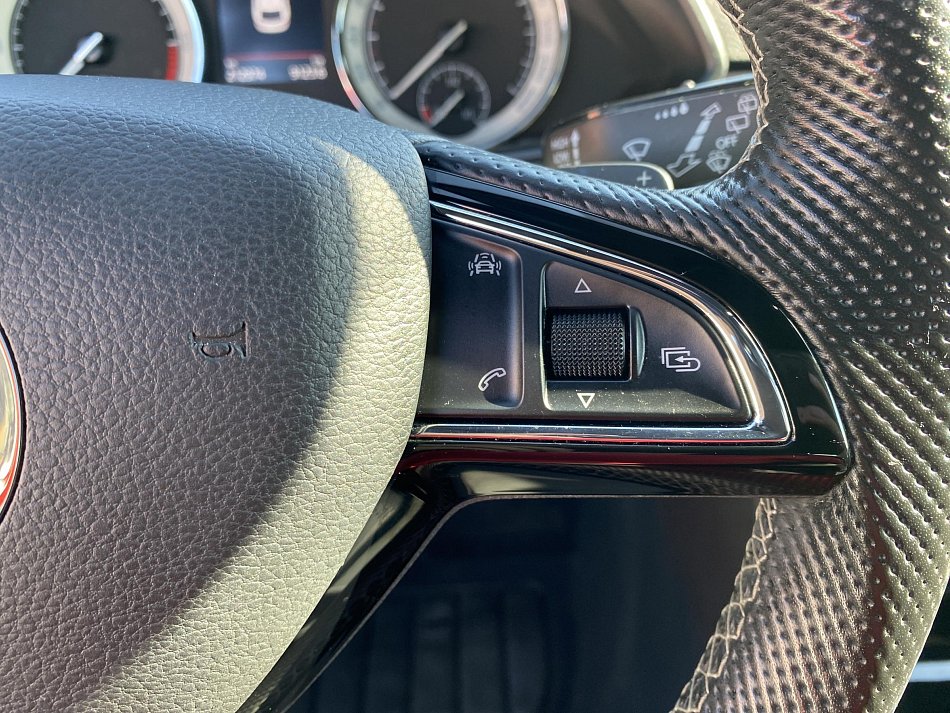 Škoda Superb III 2.0TDi Ambition